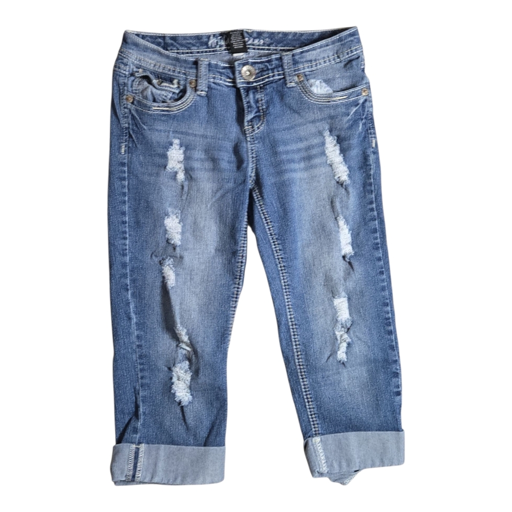Aryla Jeans Distressed Capris